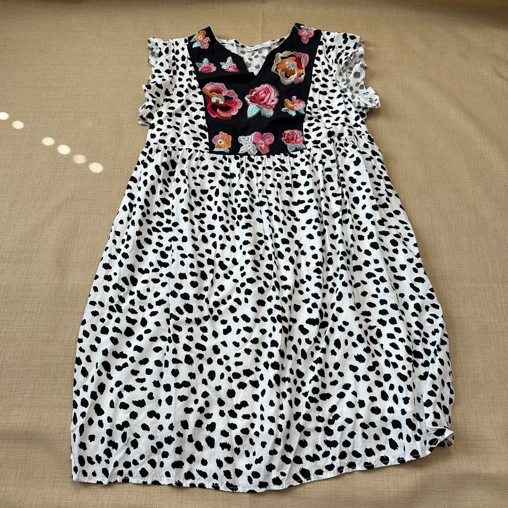Kirundo White Black Spotted Floral Yoke Mini Dress